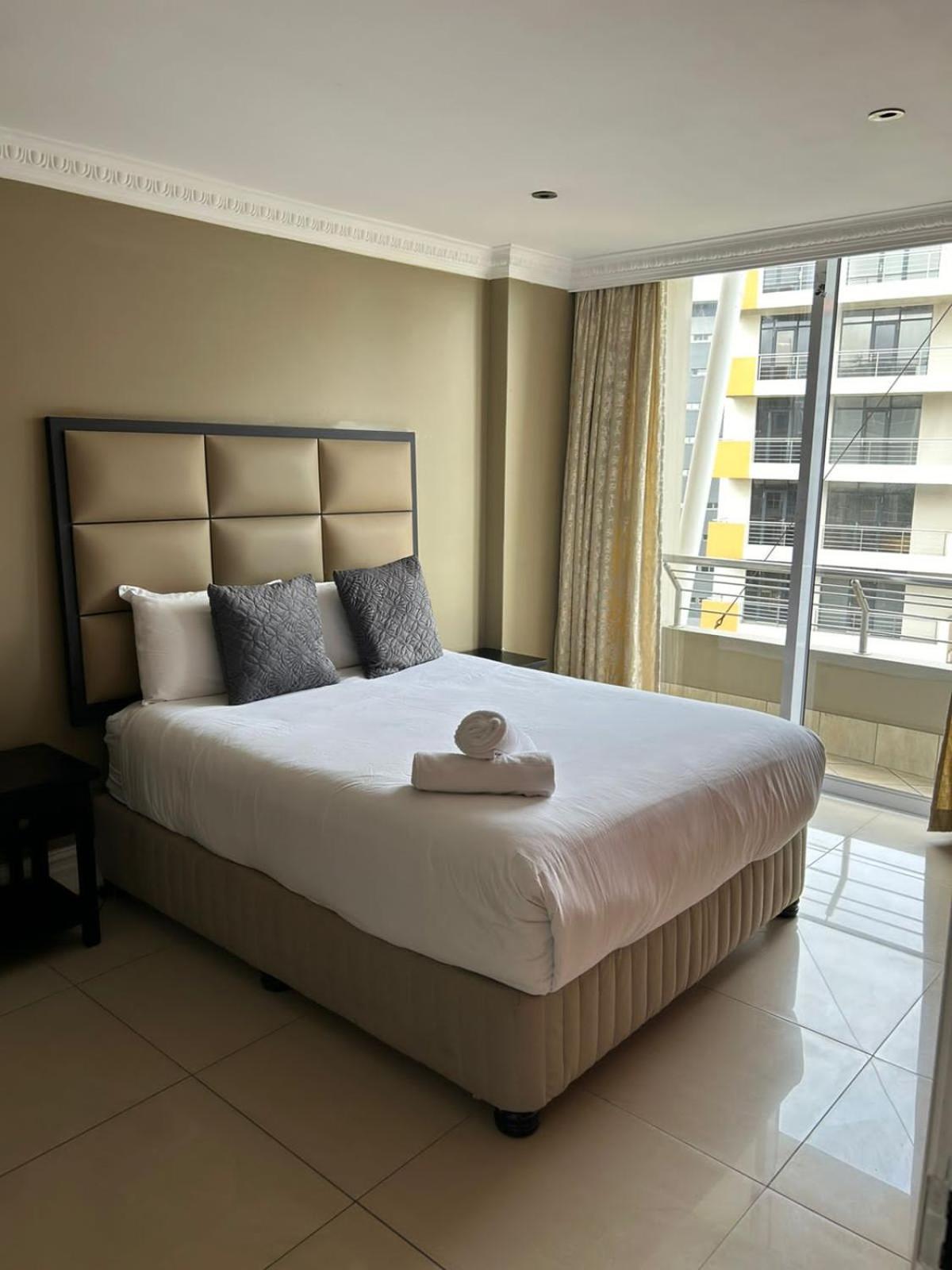 Two Bedroom In Waterfront *