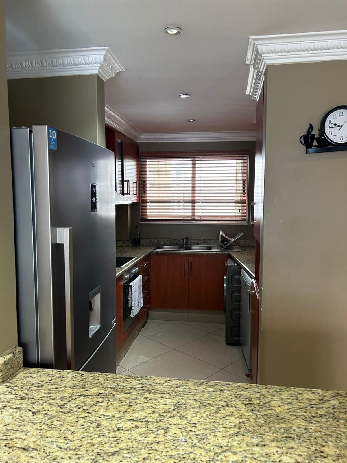 Two Bedroom In Waterfront *